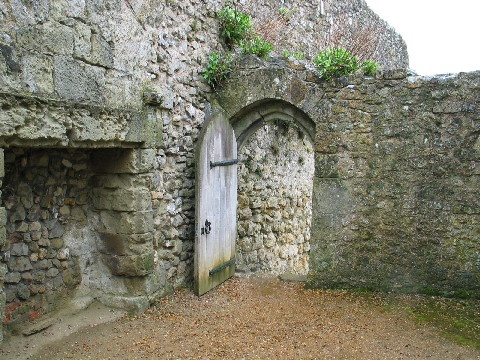 Carisbrooke Castle, roofless room photo by Robin Granse