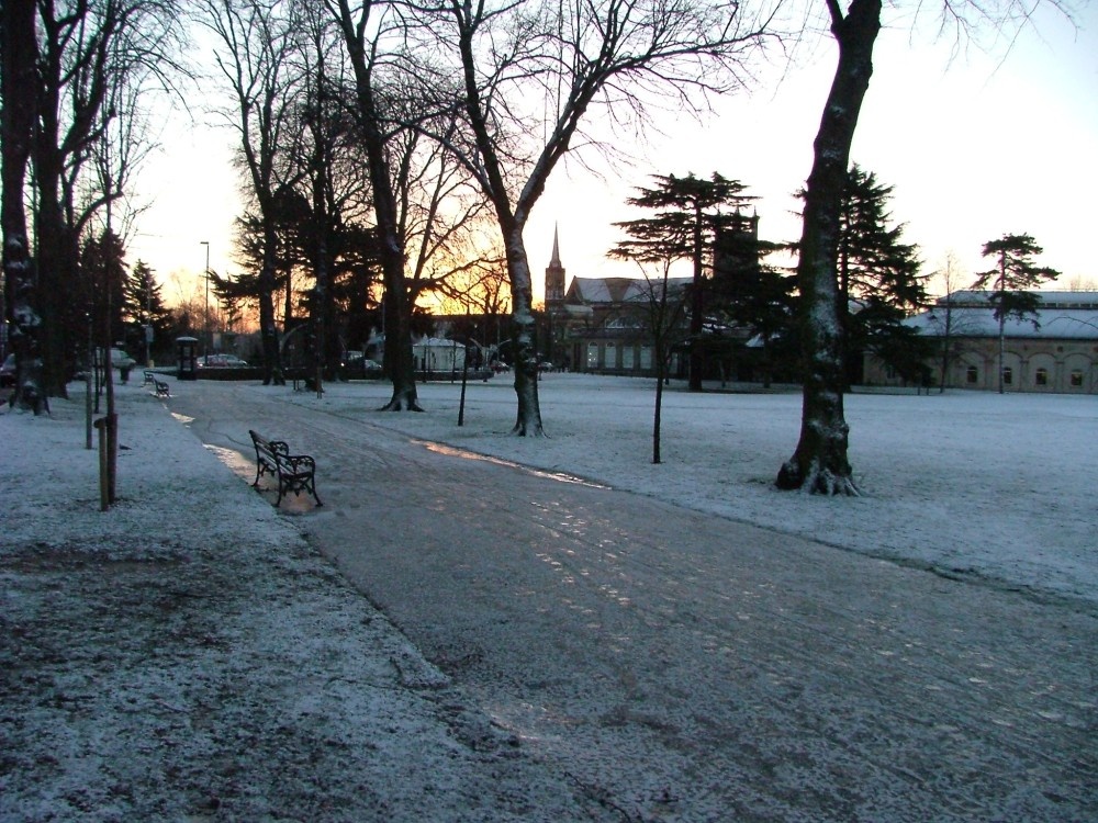 Photograph of Royal Leamington Spa in the Snow. Warwickshire