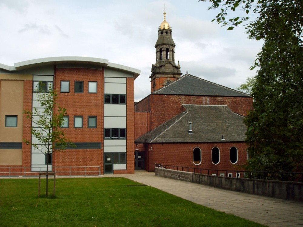 Old and new buildings, Leeds University.