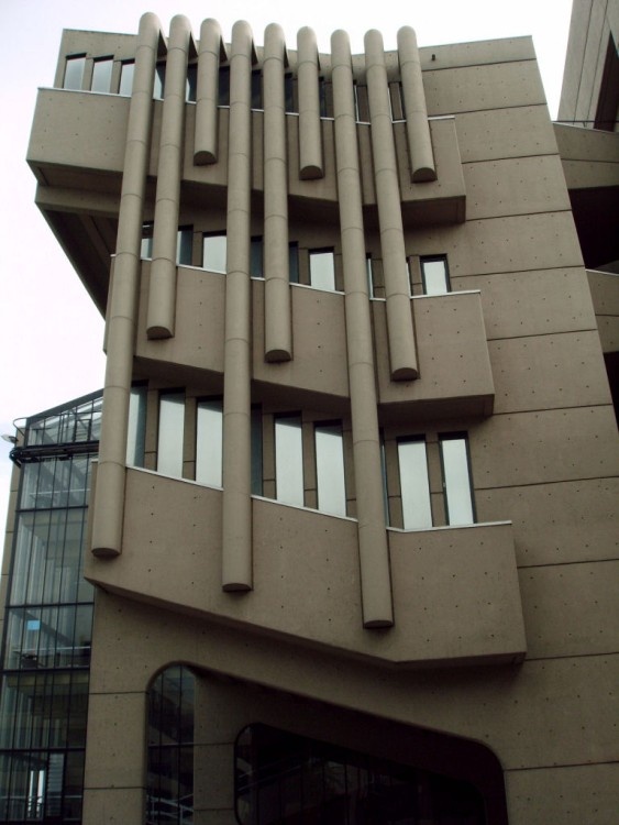 Section of The Roger Stevens Building, Leeds University.