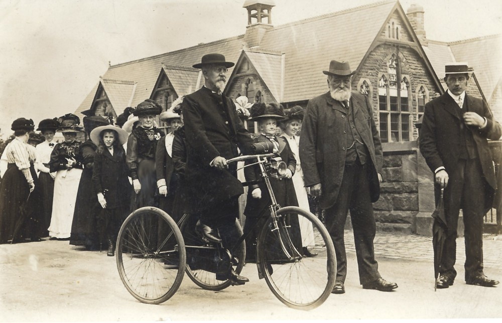 Procession at Tarleton (Whit Sunday ?) (about 1920), Lancashire