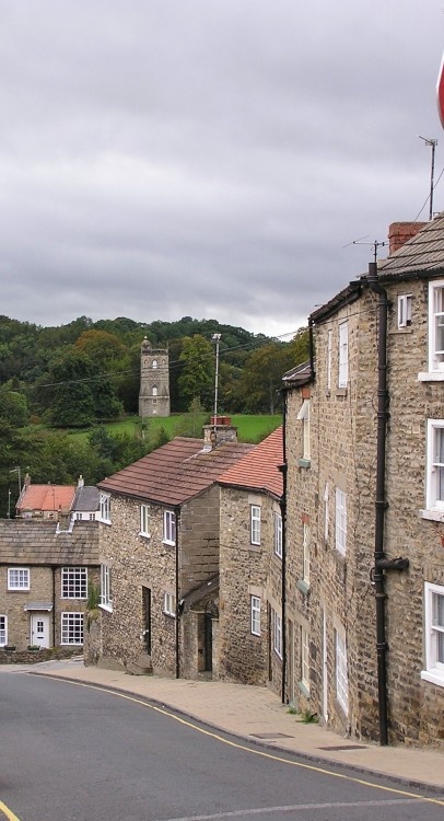 Peering down one of the many steep streets of Richmond, North Yorkshire
