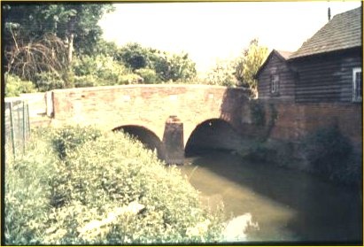 Photograph of Silver St Bridge - 1980's
