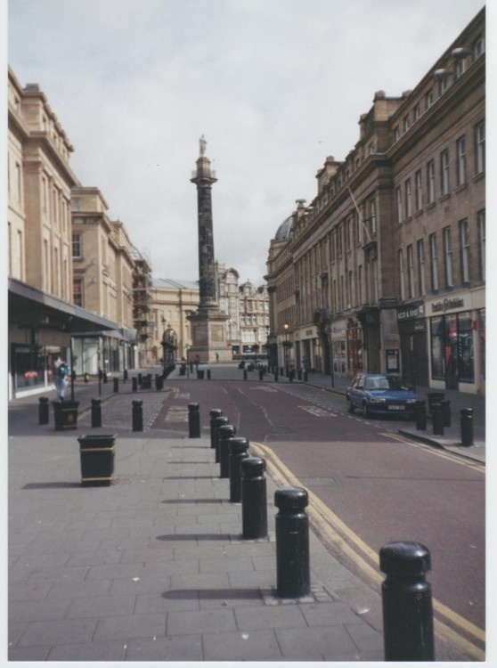 Photograph of Grey's Monument Newcastle Upon Tyne. My photograph was taken in 1993