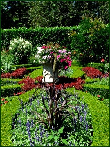 The cottage garden Stapehill