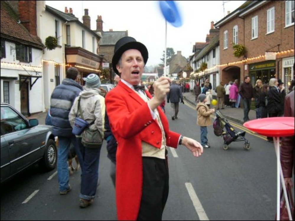 Photograph of Christmas Shopping in Cookham High Street