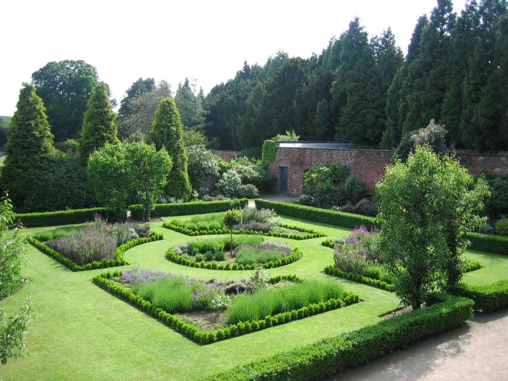 Newstead Abbey Gardens