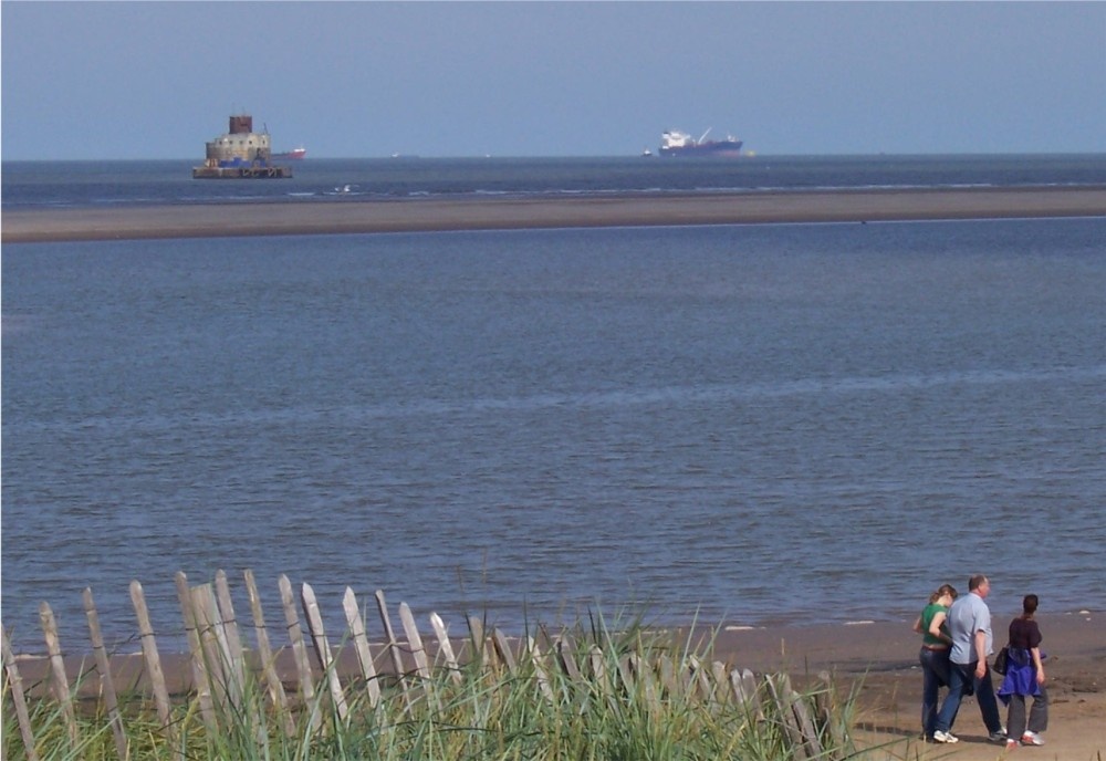 Photograph of Haile Sand Fort, mouth for the River Humber off Humberston, Cleethorpes