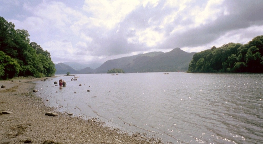 Derwent Water with Cat-Bells and Maiden Moor behind.