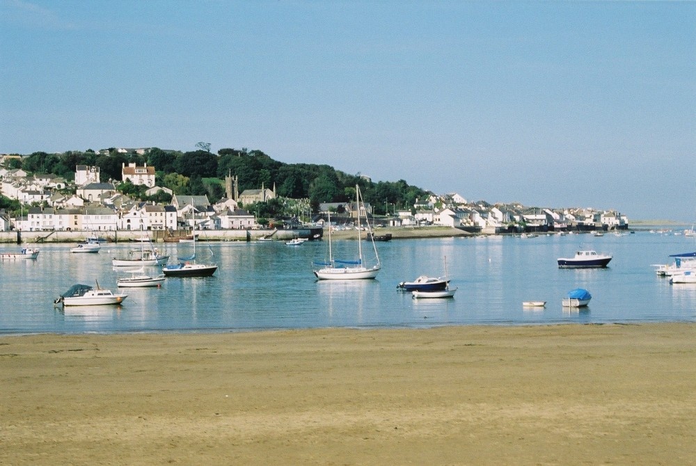 Photograph of Appledore from Instow beach, North Devon (Sept 05)
