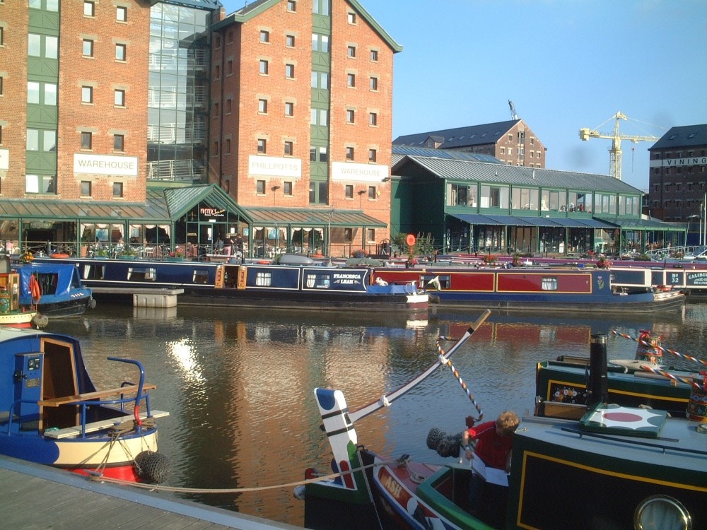 Moorings at Gloucester Dock