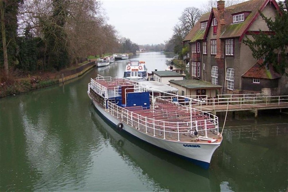 River boat moored for winter,  Oxford