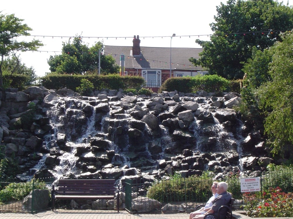 A small waterfall on the Cleethorpes Seafront