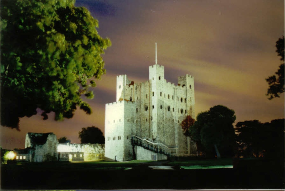 Rochester Castle, Kent at night