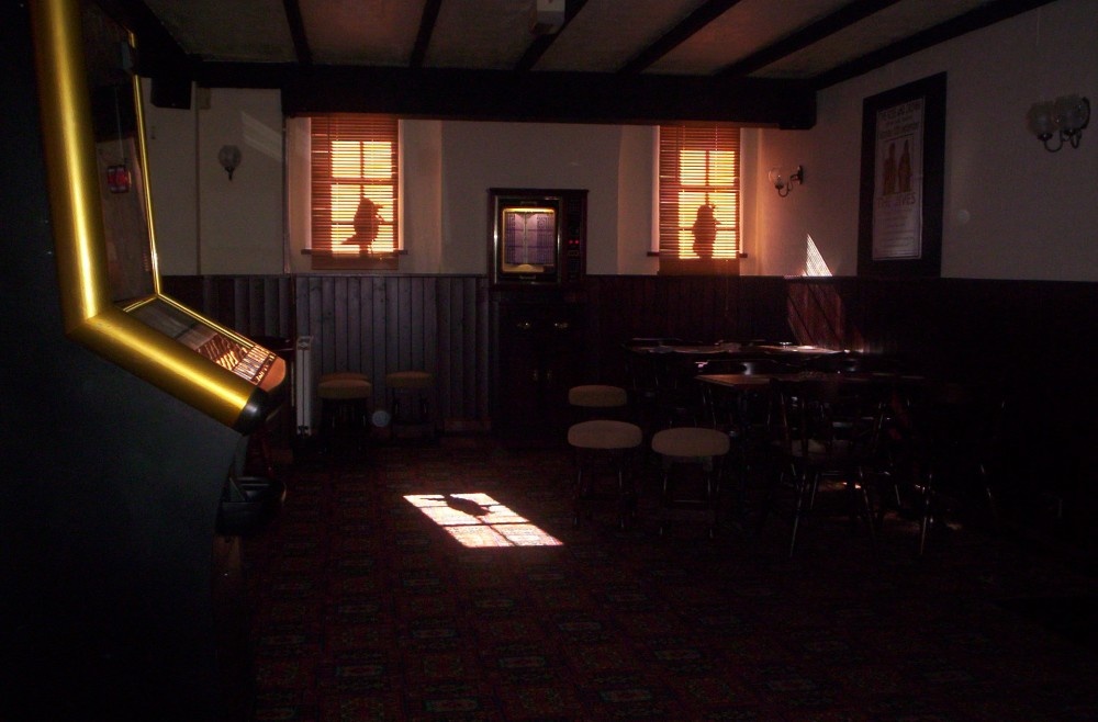 The Rose & Crown 
 108 High St
 Sandhurst
 Berkshire
 GU47 8HA