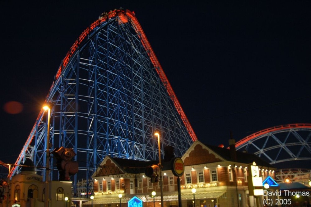 Picture of Blackpool Funfair & Big One Roller Coaster at Night in Nov 05.
