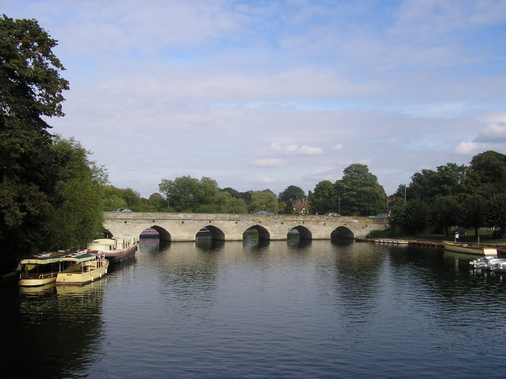 Bridge over Shakespeare's Avon in Stratford upon Avon. West midlands