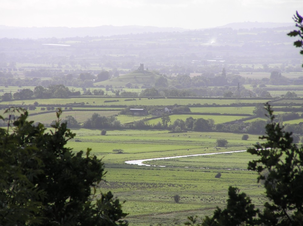 Burrow Bridge.Burrow Mump from Red Hill near High Ham.