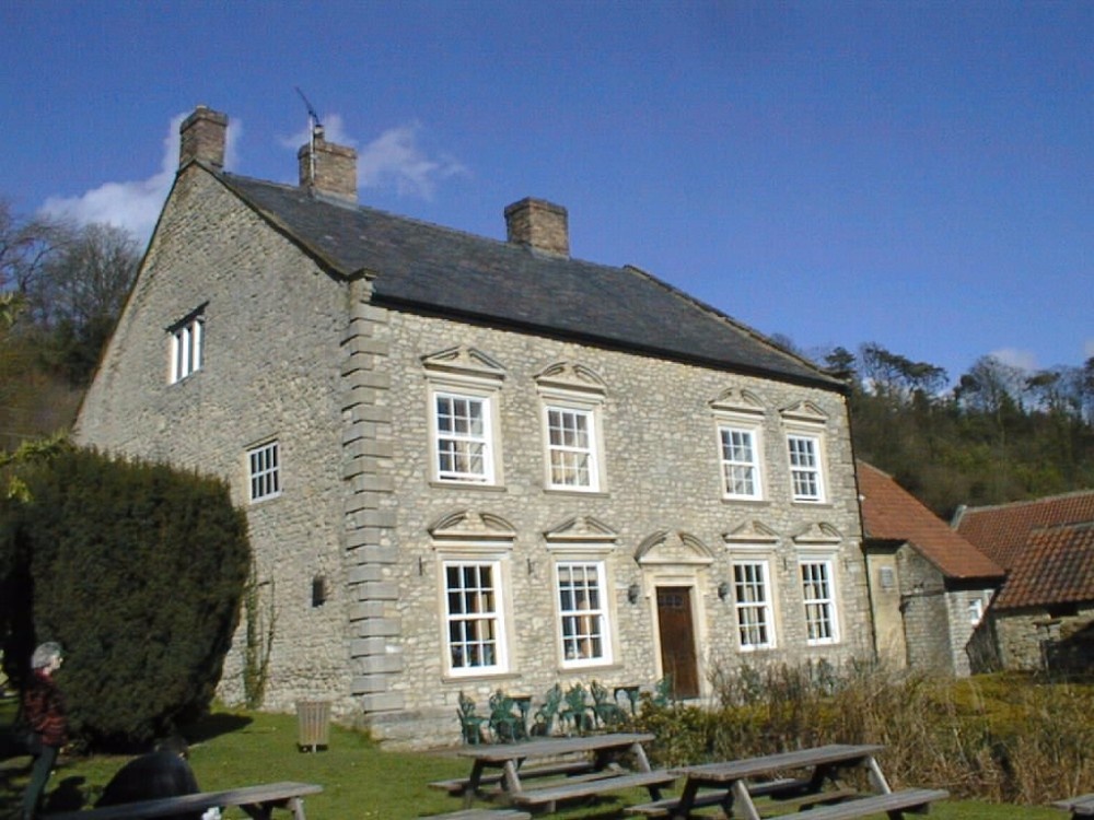 The Malt Shovel, Oswaldkirk, North Yorkshire. Dating from the late 17th century
