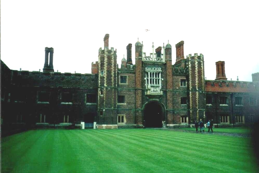 London - Hampton Court