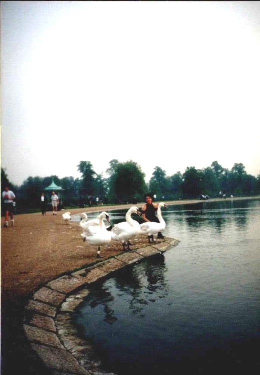 London - Kensington Gardens, May 1998