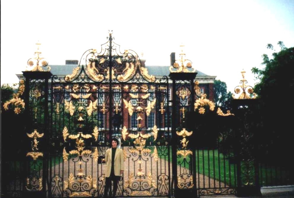 London - Kensington Palace, May 1998