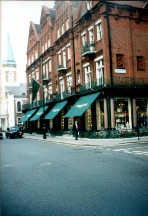 London - a picture of Mayfair, Sept 1996