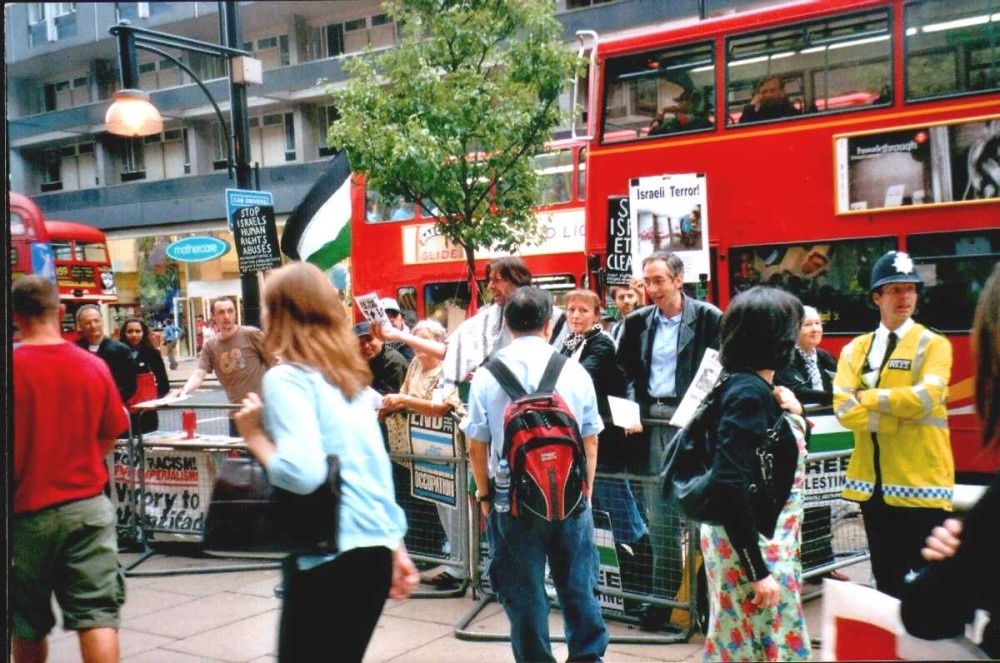 London - Oxford Street, May 2004