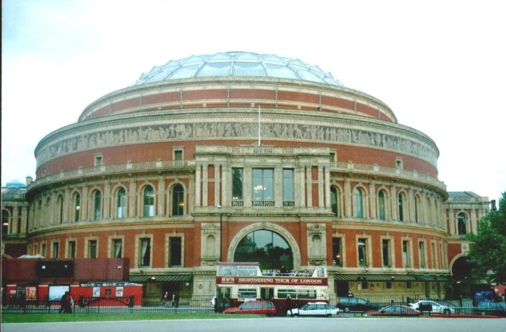 London - The Royal Albert Hall, Sept 2002 photo by Anna Chaleva