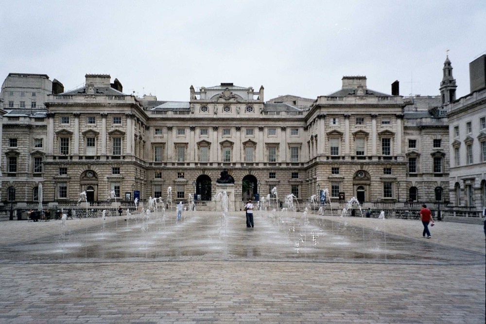 London - Somerset House, June 2005 photo by Anna Chaleva