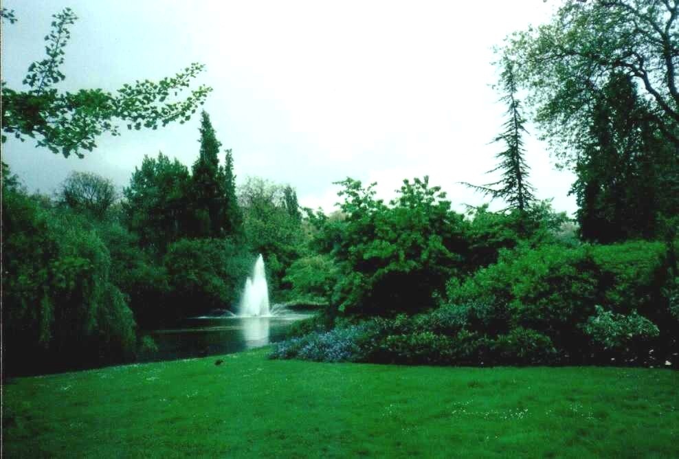 London - St James`s Park, May 2001