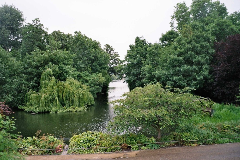 London - St James`s Park, June 2005