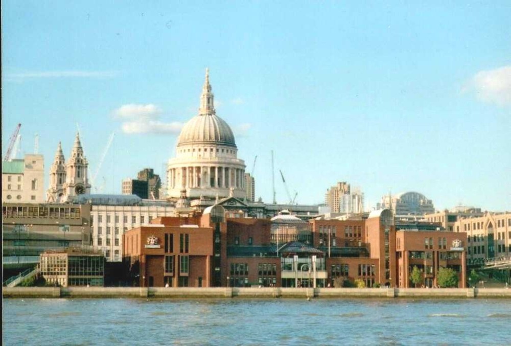 London - St Paul`s Cathedral, view from South Bank, Sept 2002
