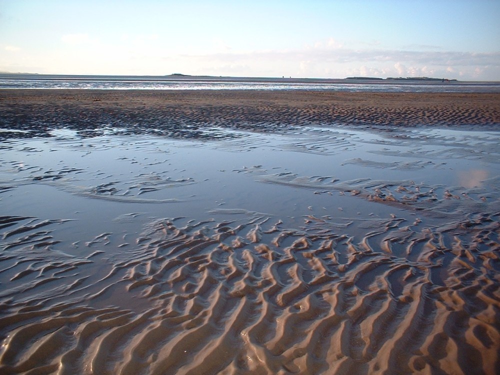Taken at West Kirby Mid January 2006, mid afternoon, view of Hilbre Island in distance