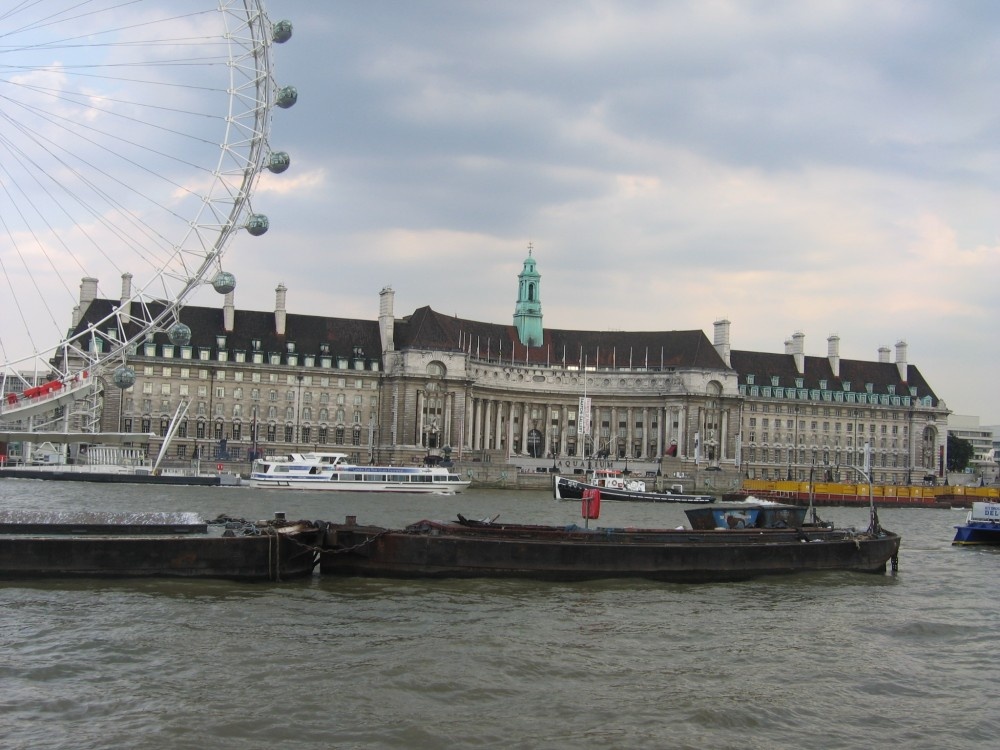 A picture of London Eye