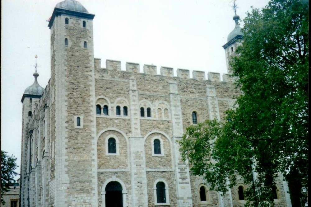 London - Tower of London, White Tower, Sept 2002