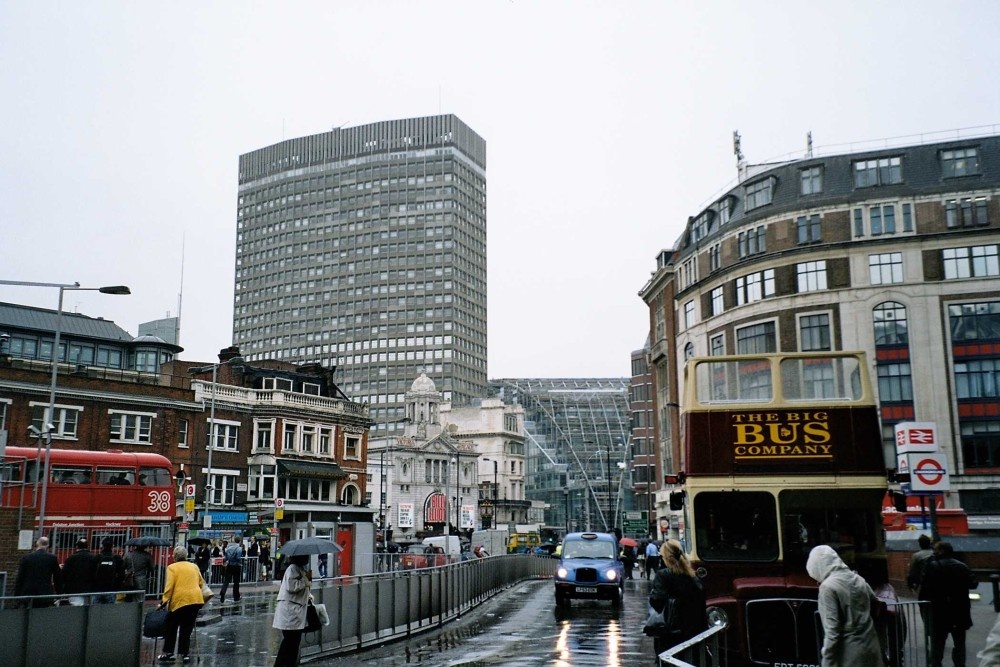 London - Victoria Street, June 2005