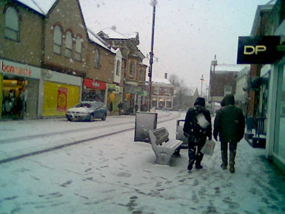 Photograph of Haverhill High Street when the snow came in January 2006