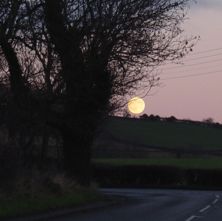 A gorgeous moonlit night in gilroyd, Barnsley South Yorkshire.