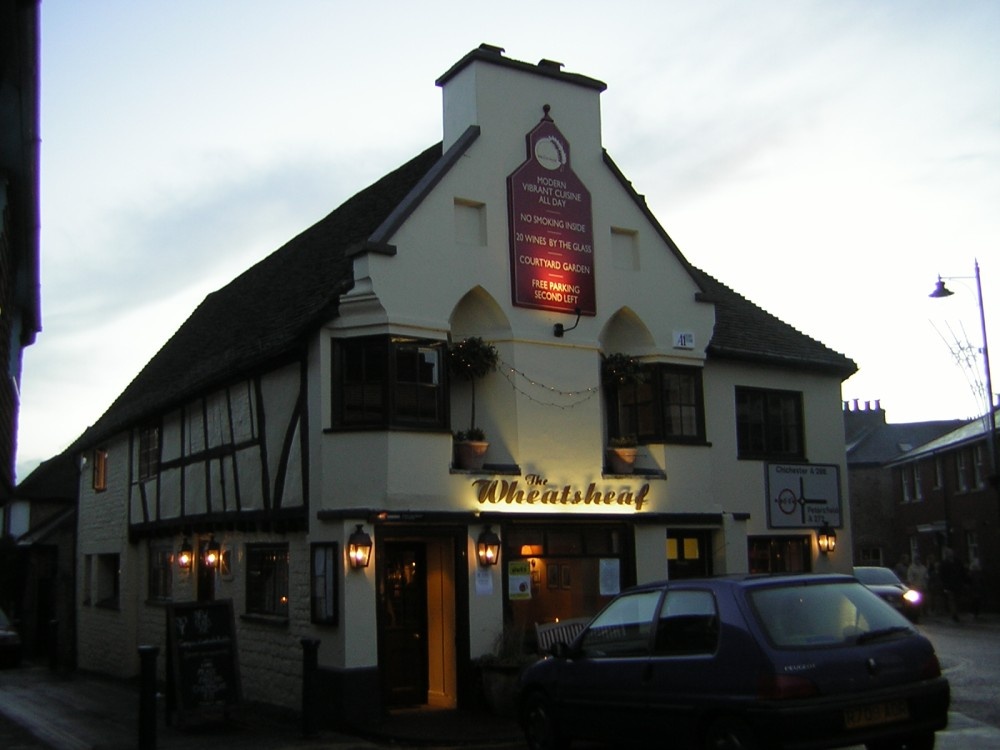 A nice bar 'The Wheatsheaf', Midhurst, West Sussex
