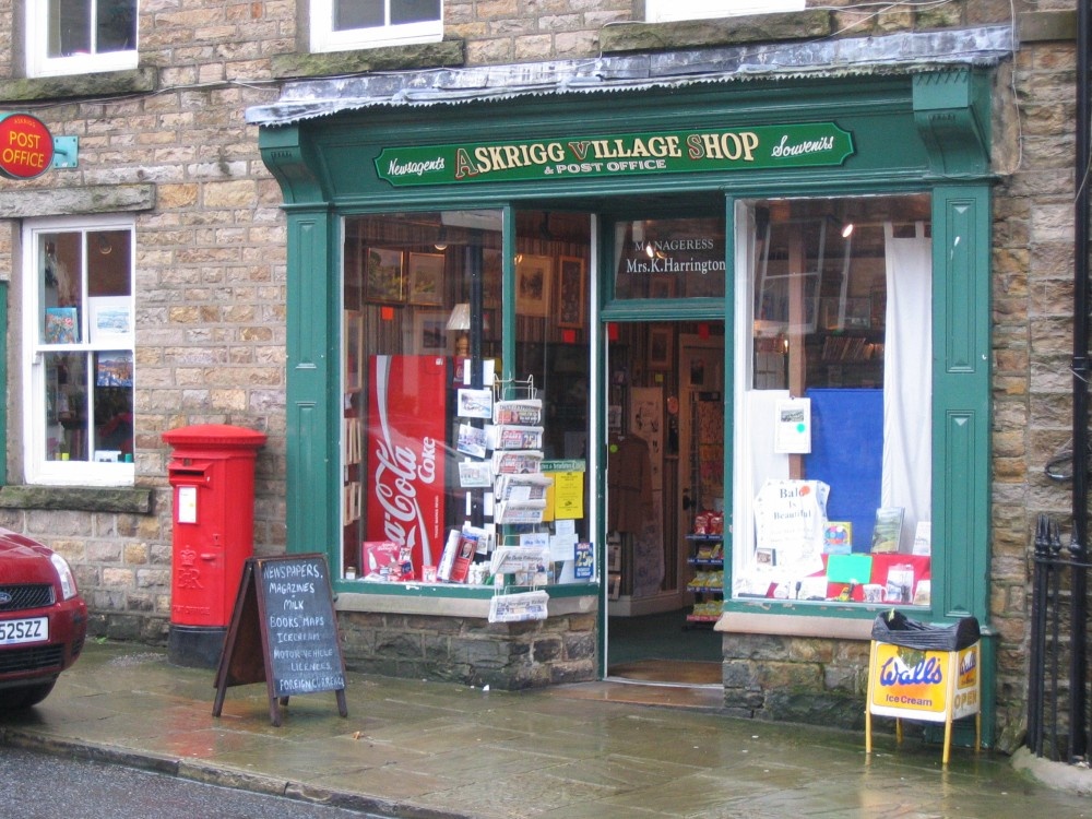 Photograph of Askrigg Village Centre.