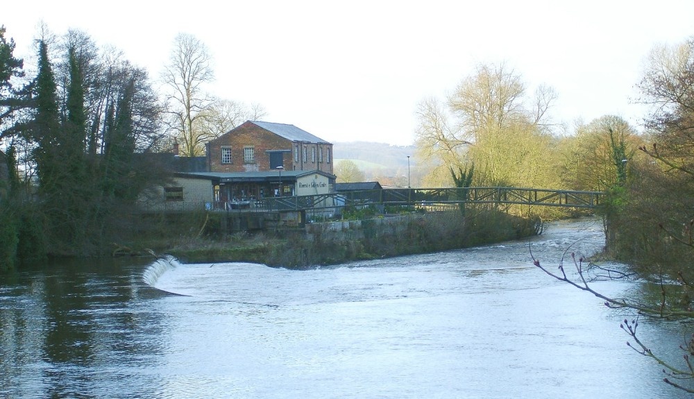 Photograph of A weir on the River Derwent at Milford, Derbyshire