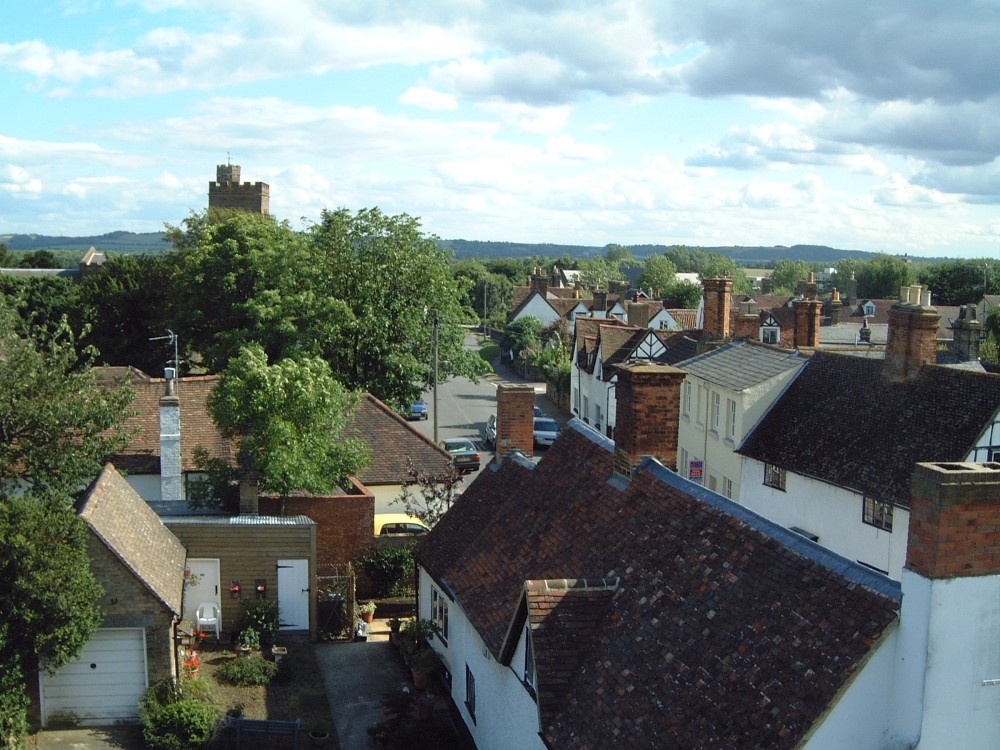 Silsoe High Street, viewing south Silsoe, Bedfordshire