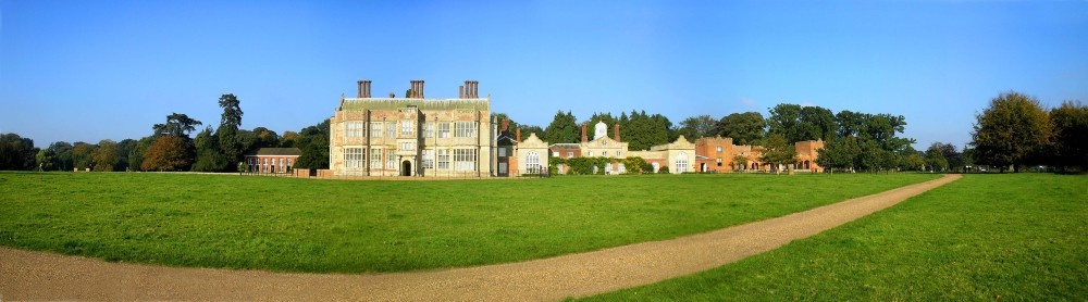 This is a picture of the south face of Felbrigg hall,with the old stable block to the right.