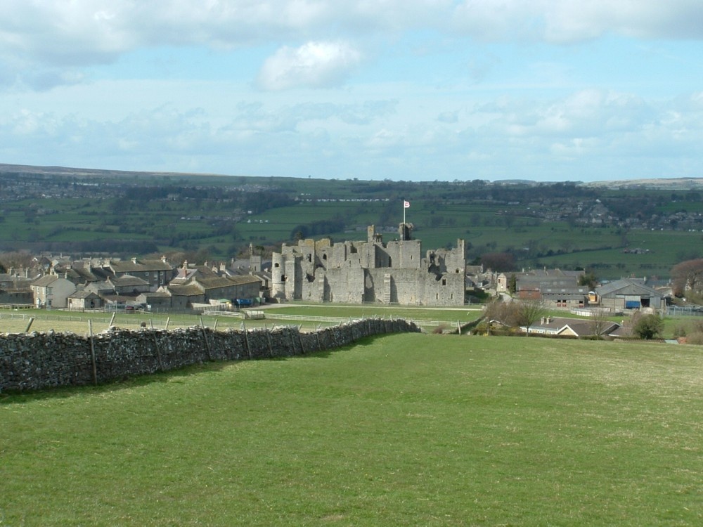 Middleham Castle in all it's splendour april 06 photo by Jeff Chapman