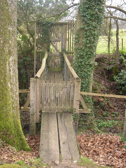 Small bridge. (batemans or scotney? - was uploaded to scotney castle)