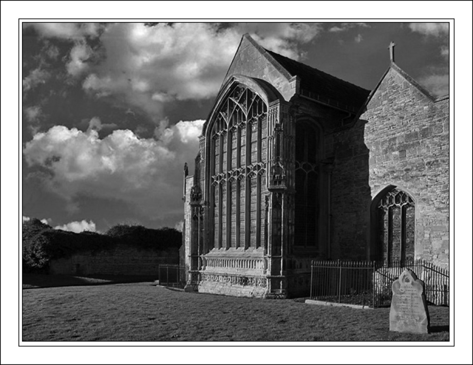 Evesham Abbey photo by Dave Williams