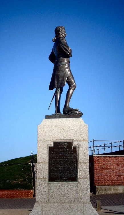 Statue of Nelson looking out to sea. Taken:  5th May 2006