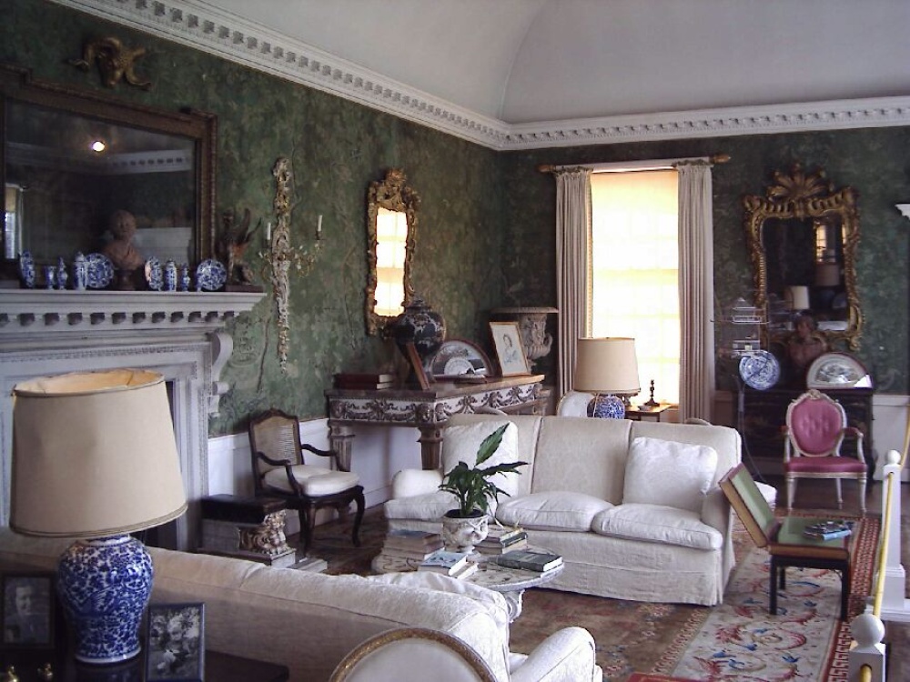 Photograph of A room in the Bentley Manor House.