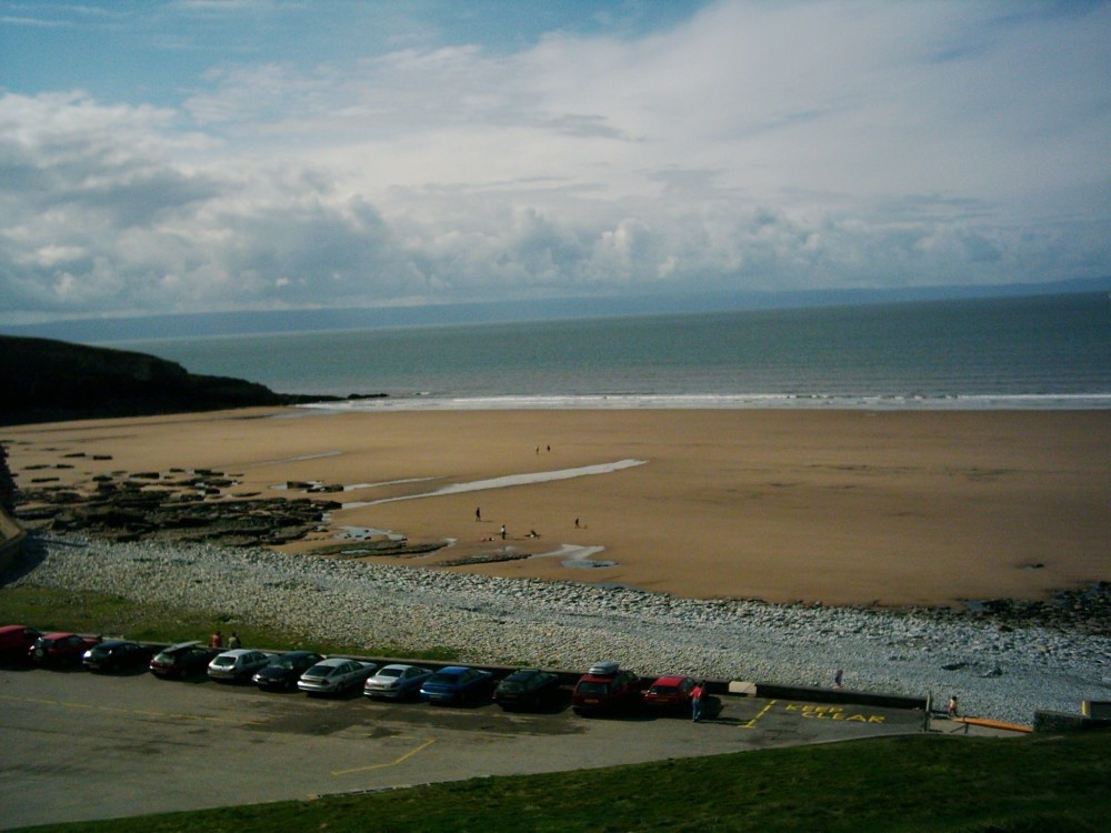 Photograph of Southerndown Beach, Vale Of Glamorgan. August 2004